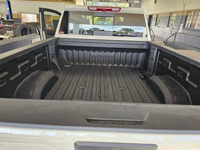 New 2026 GMC Sierra 3500 AT4 image 23