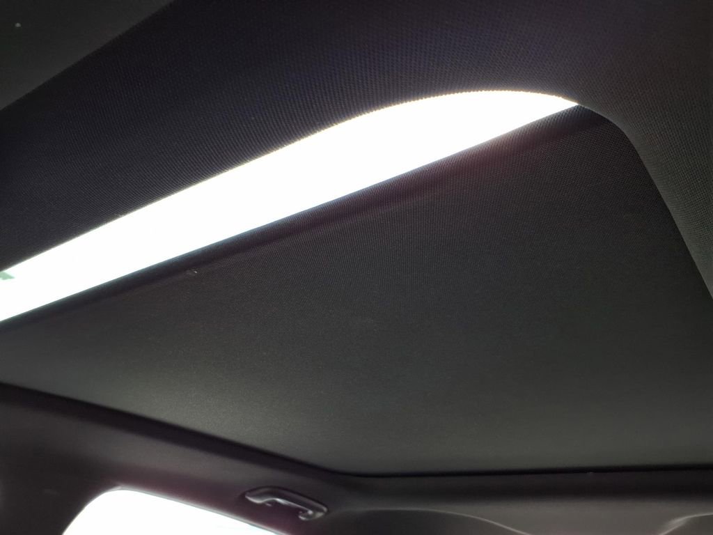 Used 2025 Kia K5 GT image 18