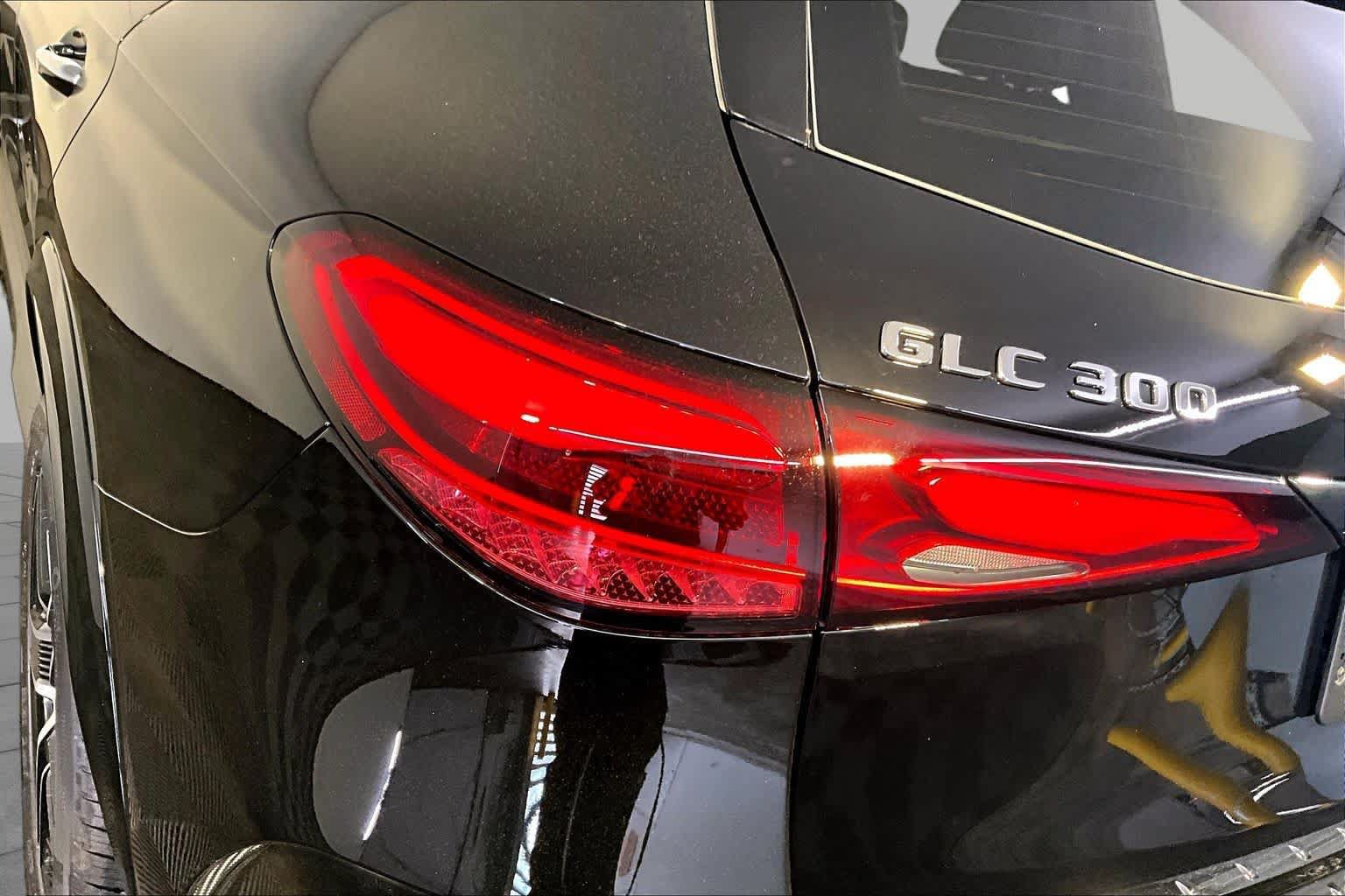 New 2026 Mercedes-Benz GLC 300 4MATIC image 5