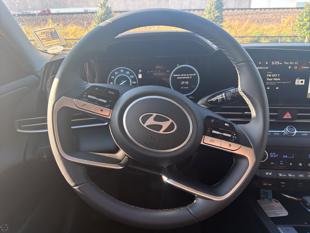 New 2026 Hyundai Elantra Limited FWD image 24