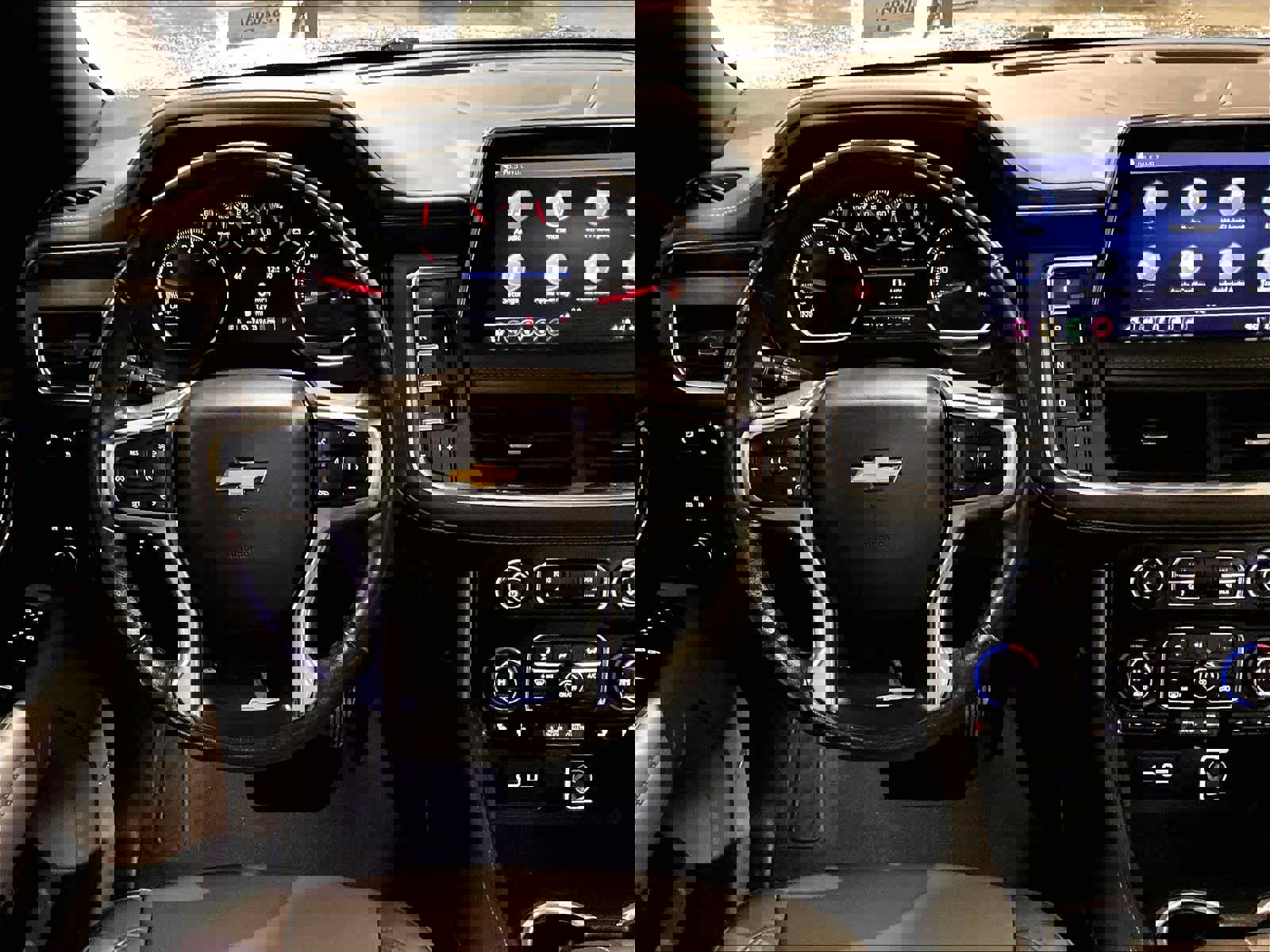 Used 2021 Chevrolet Tahoe LT w/ LT Signature Package image 18