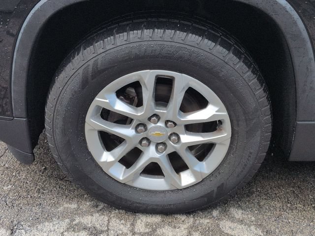Used 2019 Chevrolet Traverse LS w/ LPO, Floor Liner Package FWD image 34
