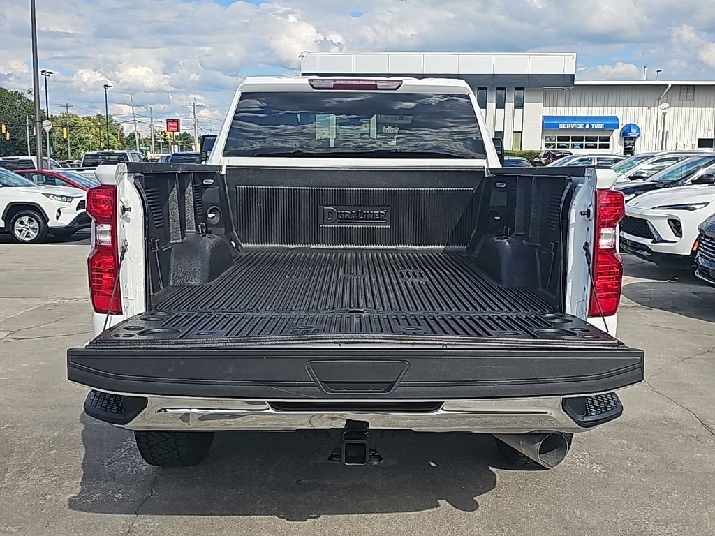 Used 2020 Chevrolet Silverado 2500 LT w/ Z71 Off-Road Package image 6