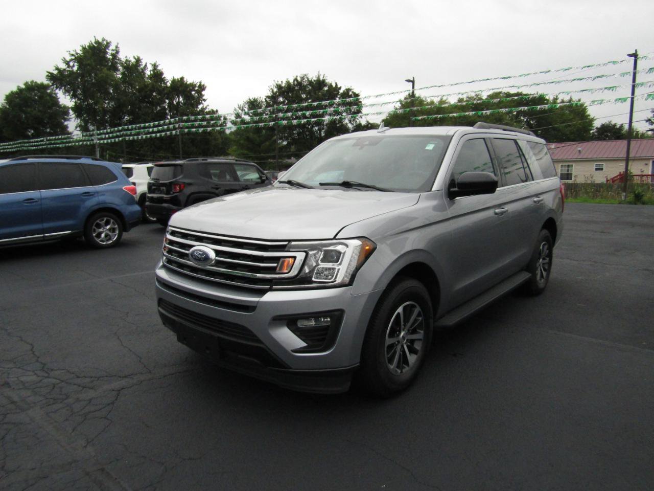 Used 2021 Ford Expedition XL RWD image 3
