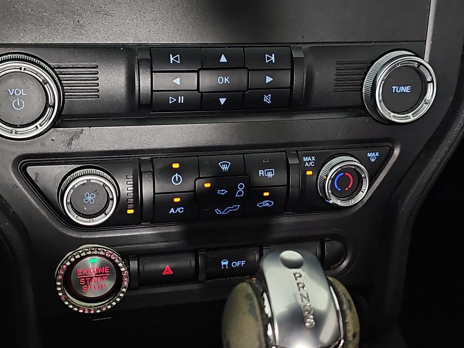 Used 2019 Ford Mustang Coupe RWD image 20