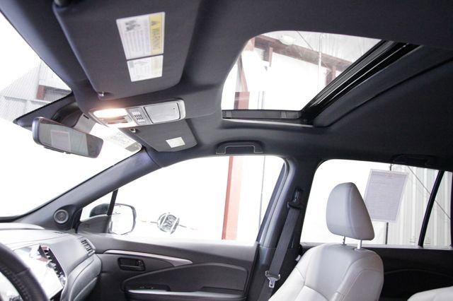 Certified 2023 Honda Passport EX-L image 38