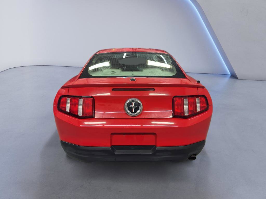 Used 2010 Ford Mustang Premium image 6