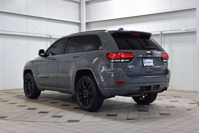 Used 2020 Jeep Grand Cherokee Altitude image 6