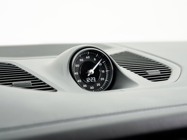 Certified 2025 Porsche Cayenne GTS image 19