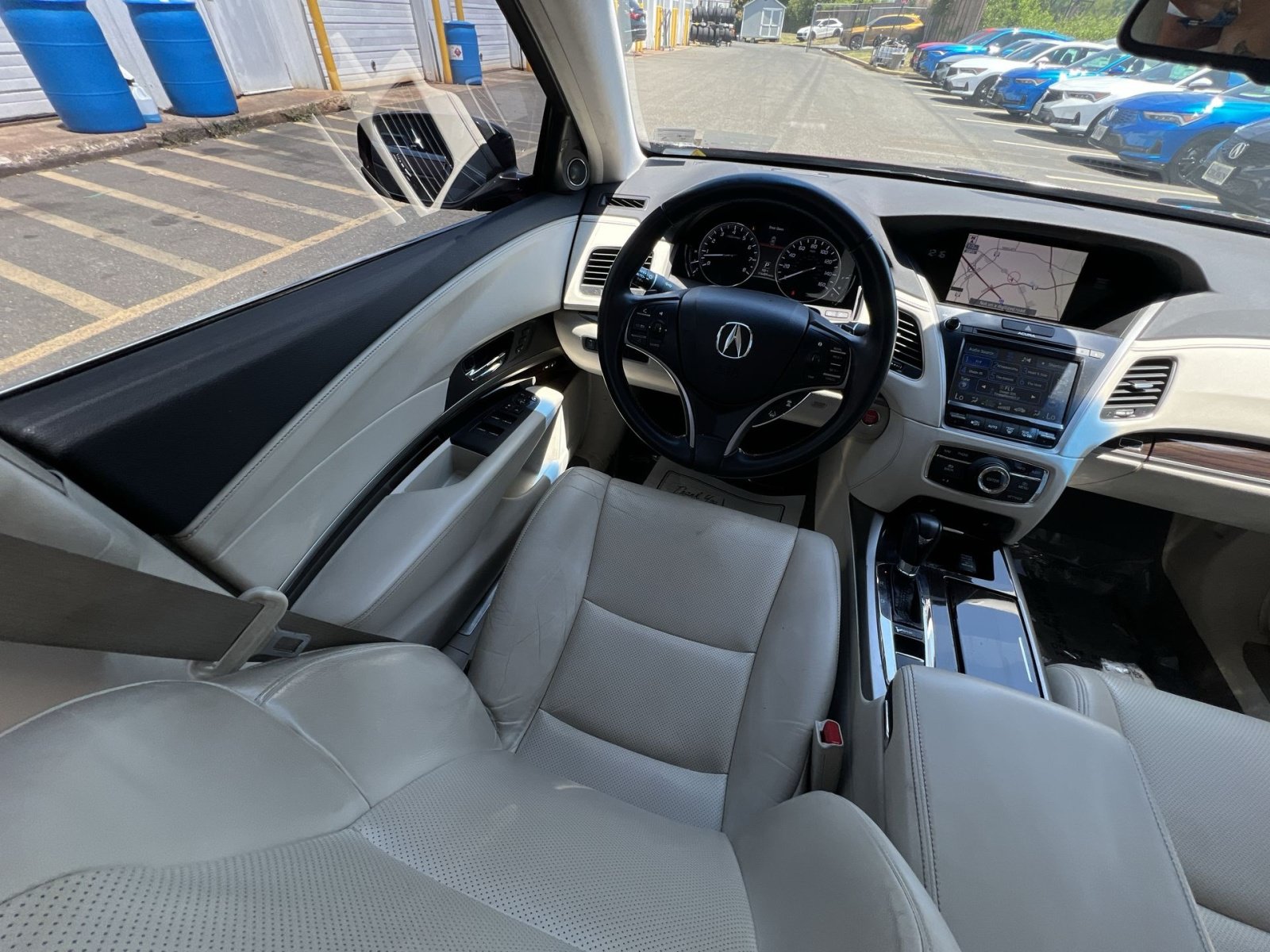 Used 2017 Acura RLX w/ Technology Package FWD image 5