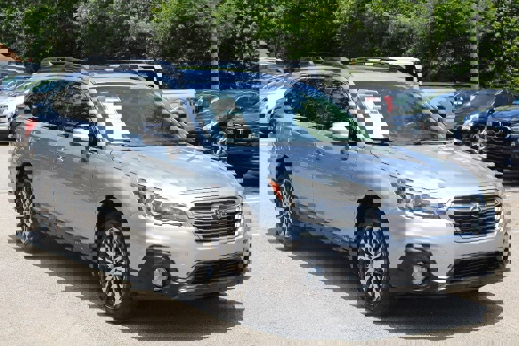 Used 2018 Subaru Outback 2.5i Limited video 1