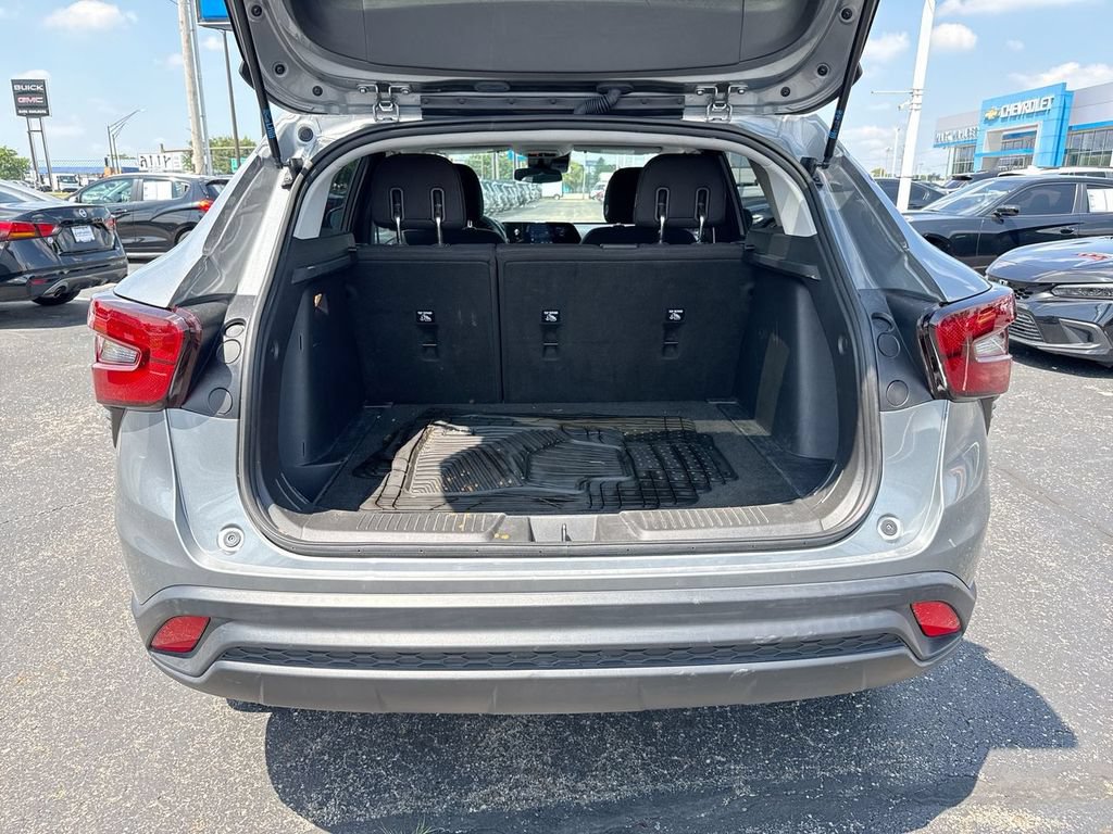 Used 2024 Chevrolet Trax LS w/ Driver Confidence Package FWD image 24
