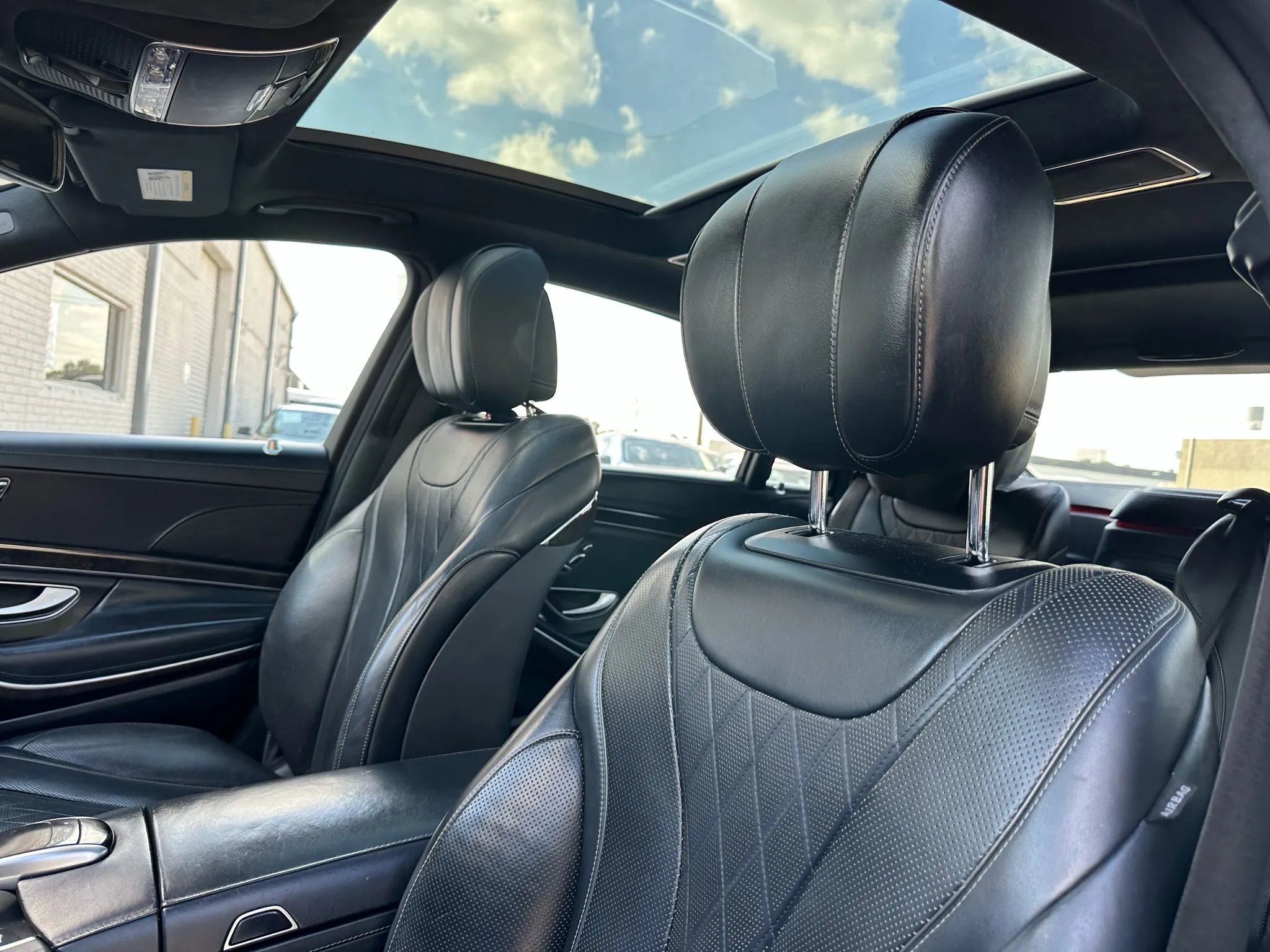 Used 2015 Mercedes-Benz S 550 4MATIC Sedan image 17