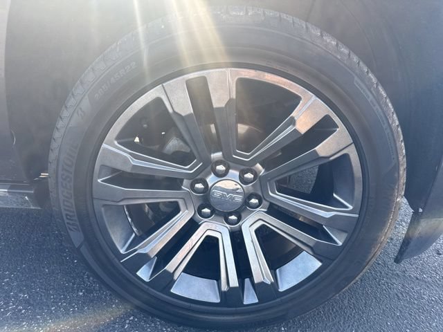 Used 2018 GMC Yukon Denali w/ Denali Ultimate Package AWD/4WD image 35