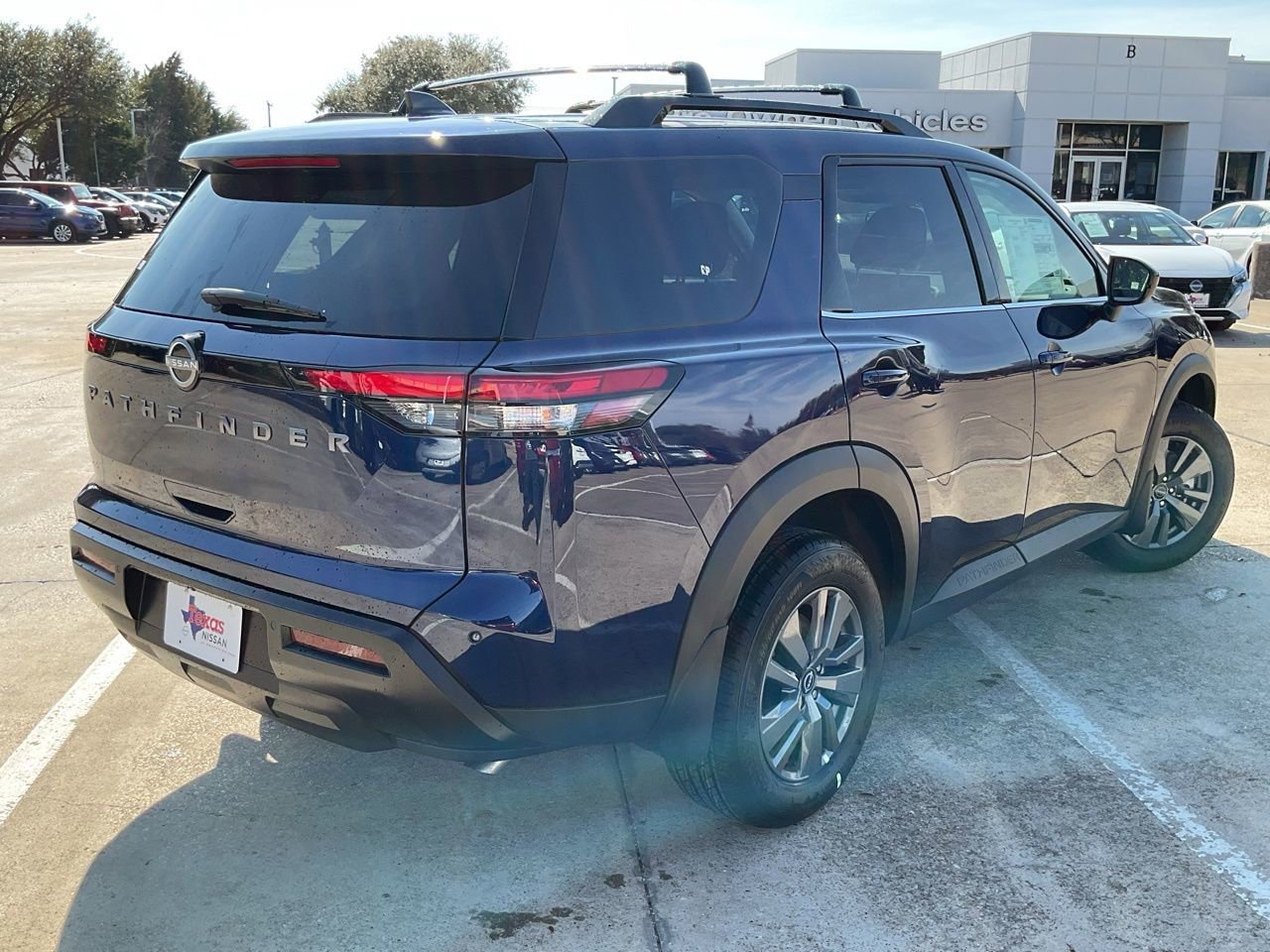 New 2026 Nissan Pathfinder SV image 5