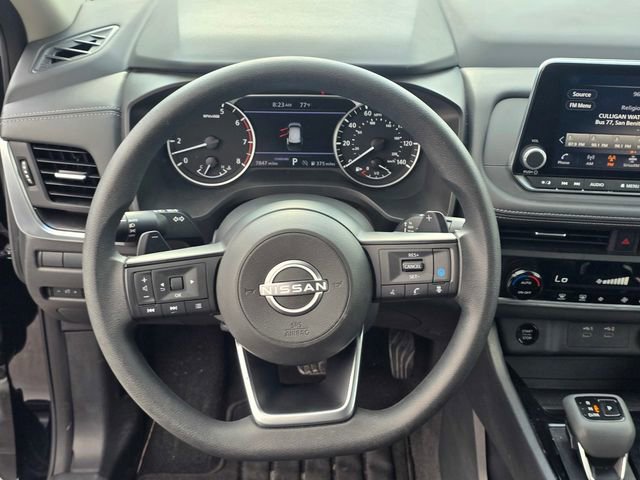 Used 2024 Nissan Rogue SV image 15