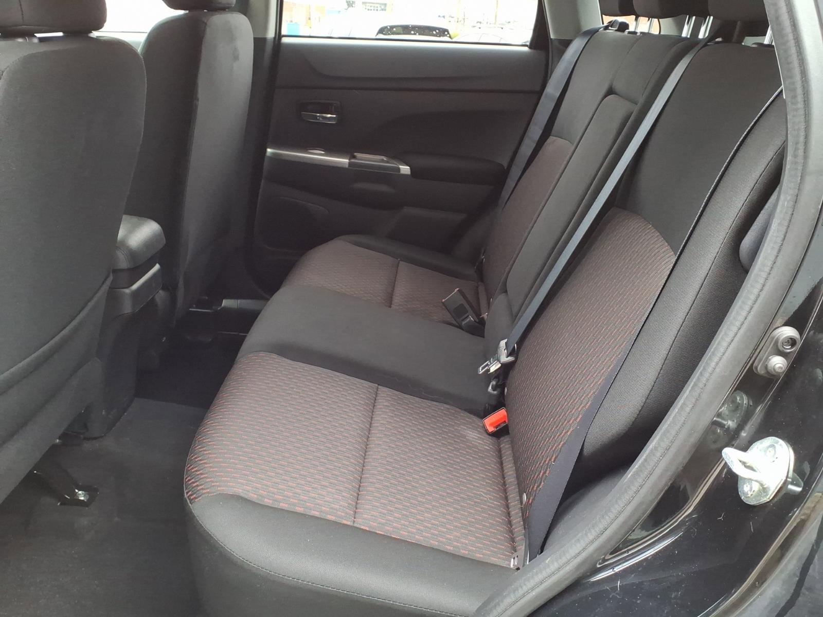 Used 2019 Mitsubishi Outlander Sport SE AWD/4WD image 10