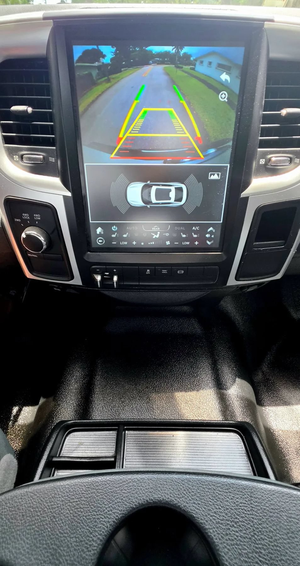 Used 2018 RAM 3500 SLT w/ Protection Group AWD/4WD image 10