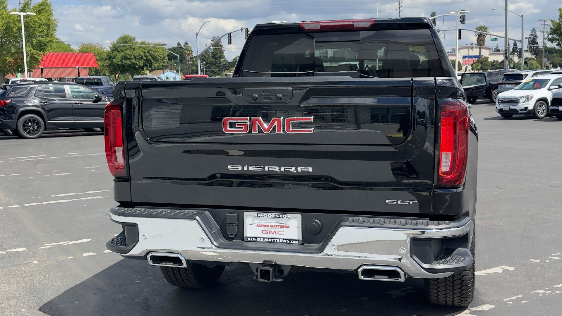 New 2026 GMC Sierra 1500 SLT w/ SLT Premium Plus Package AWD/4WD image 6