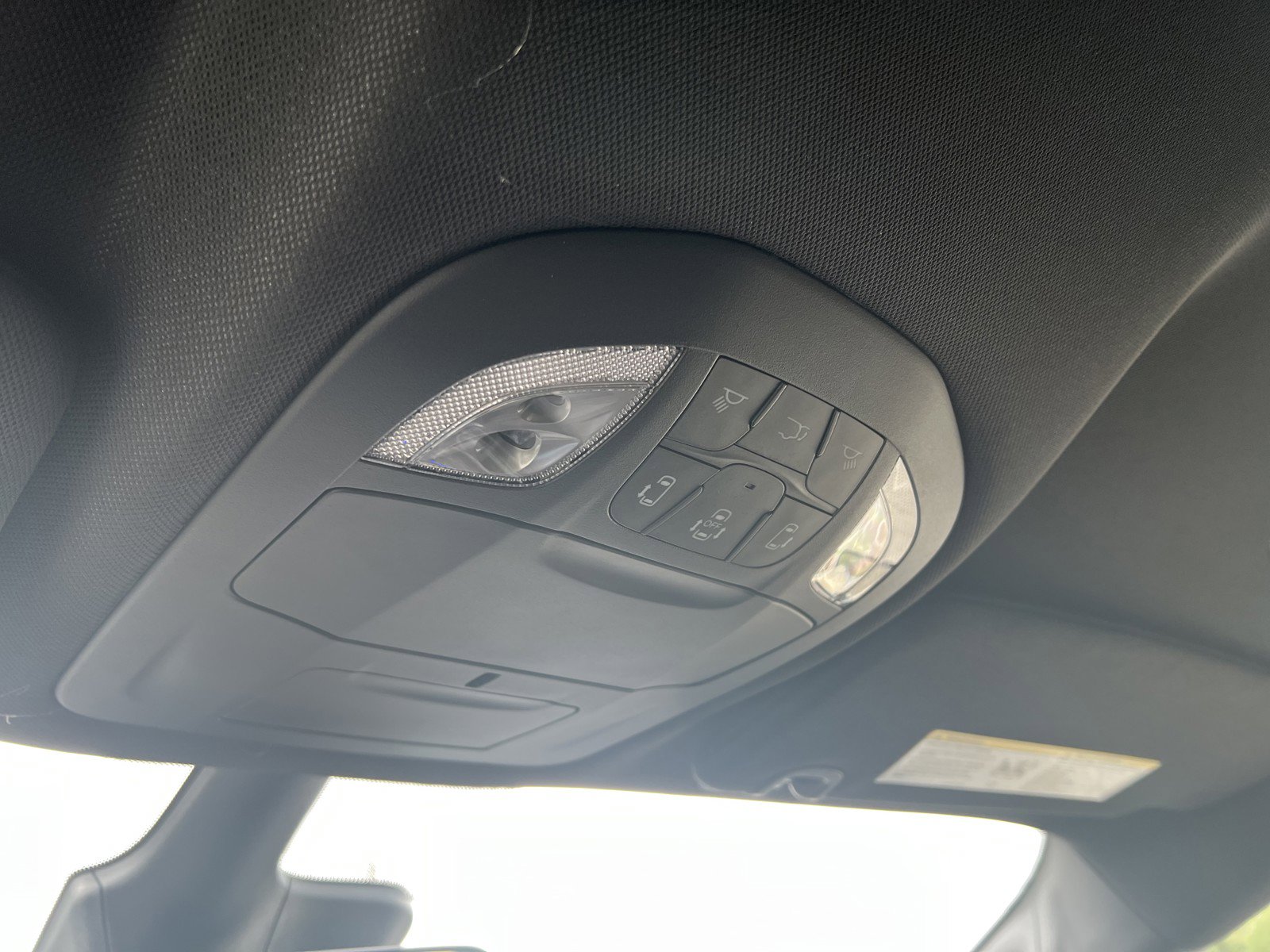 New 2026 Chrysler Voyager LX image 29