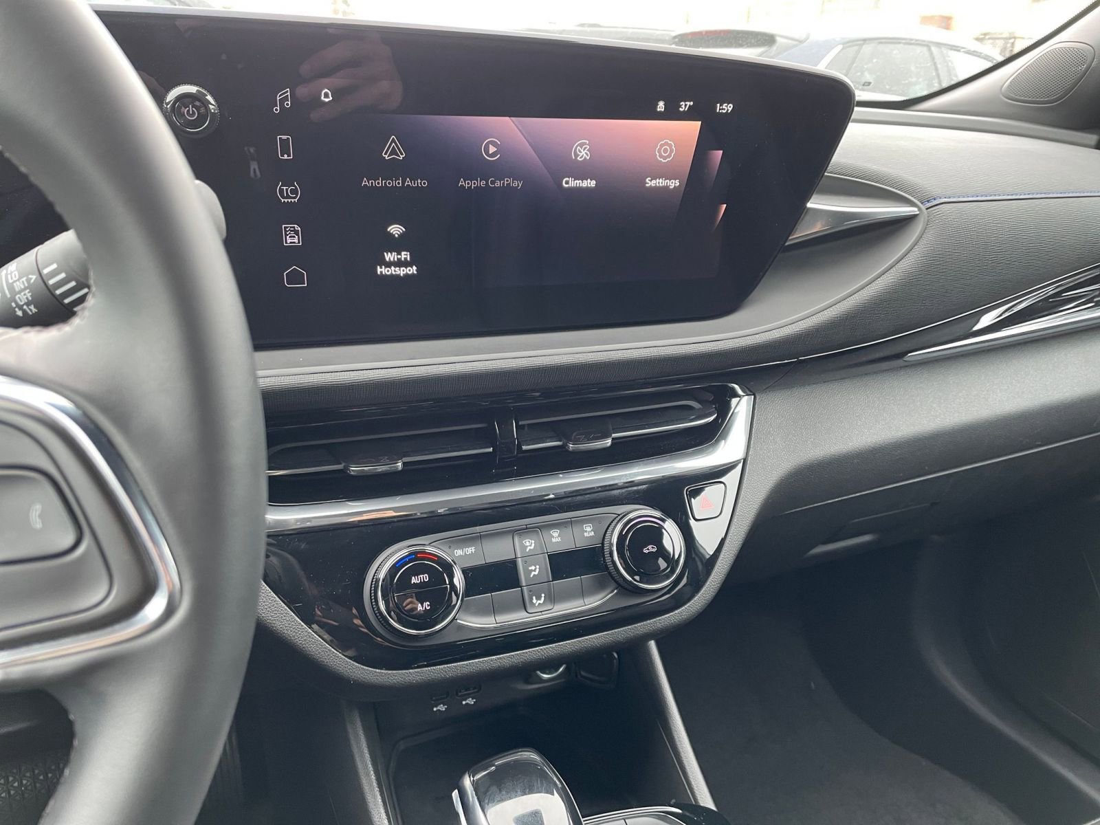 Used 2025 Buick Envista Sport Touring image 18