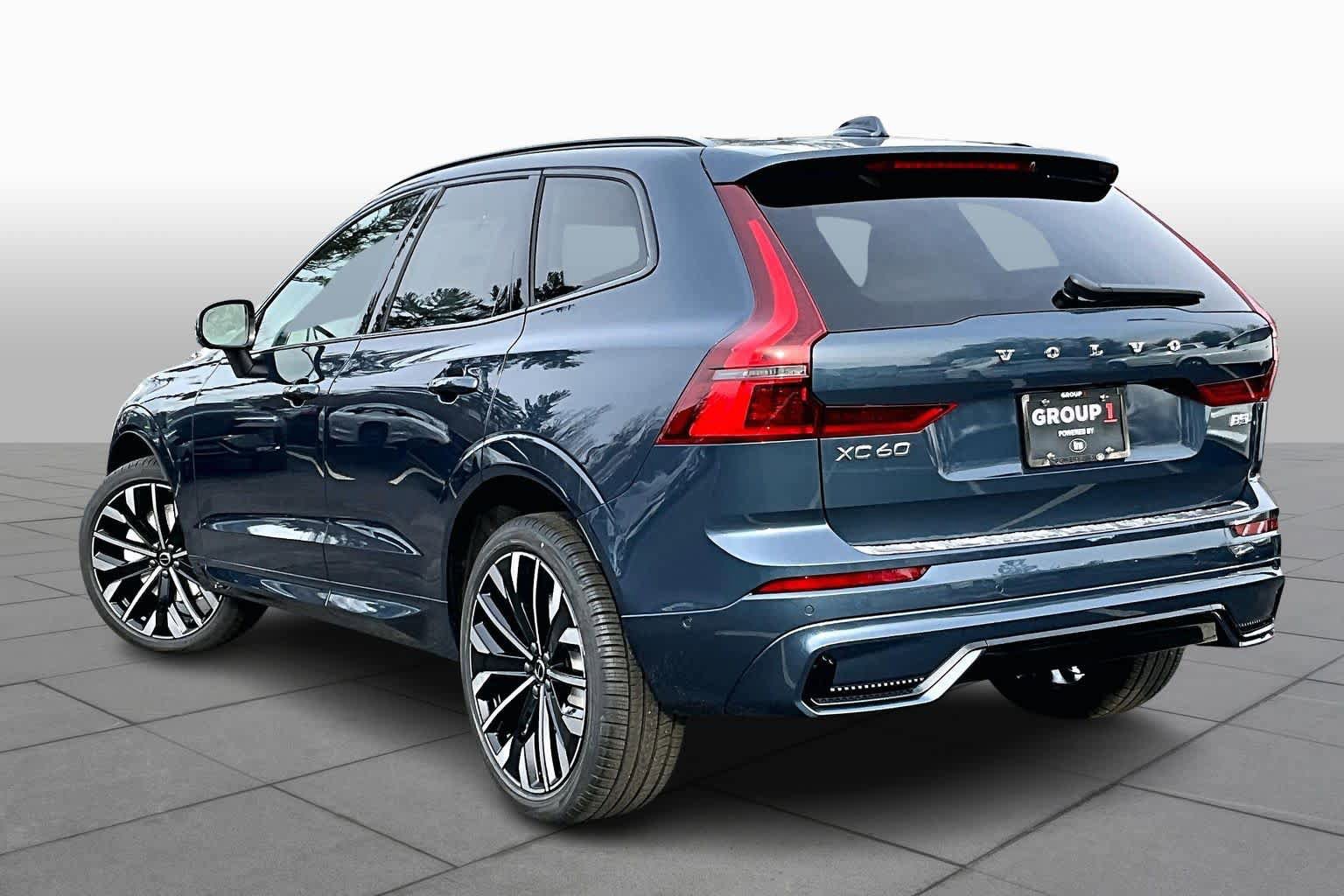 New 2026 Volvo XC60 B5 Ultra w/ Protection Package Premier AWD/4WD image 3