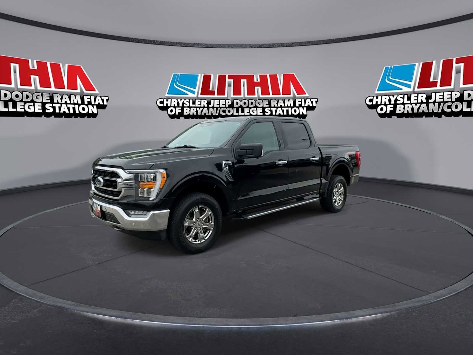 Used 2021 Ford F150 XLT w/ Equipment Group 302A High AWD/4WD image 4