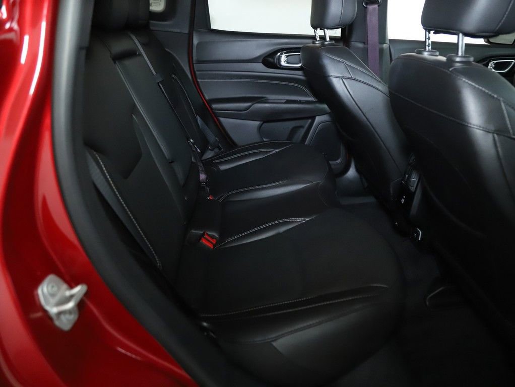 Used 2024 Jeep Compass Limited w/ High Altitude Package image 34