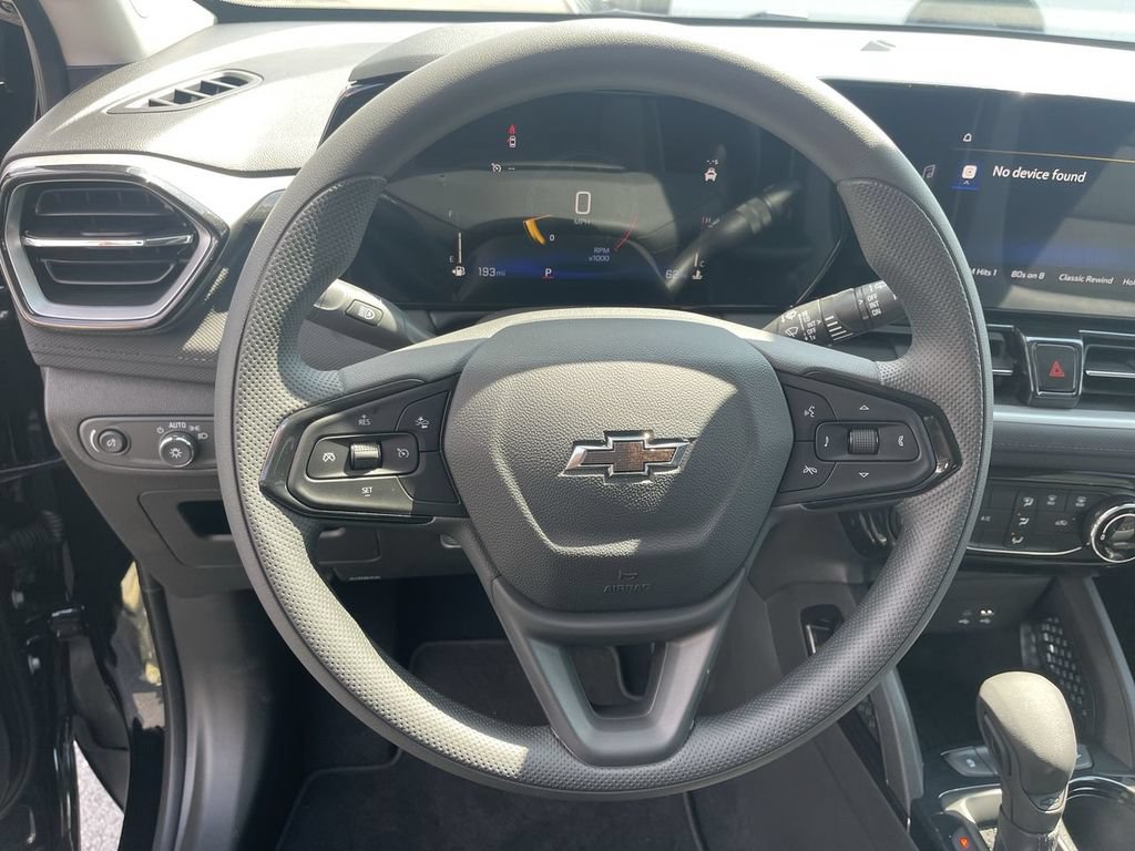 New 2026 Chevrolet TrailBlazer LT w/ Midnight Edition FWD image 14