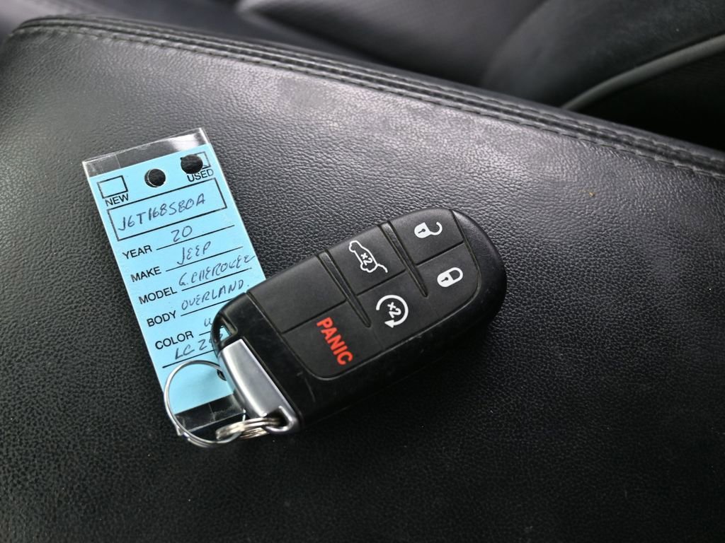 Certified 2020 Jeep Grand Cherokee Overland image 23