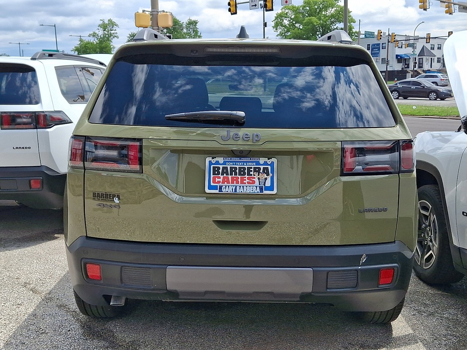 New 2026 Jeep Cherokee Laredo AWD/4WD image 4