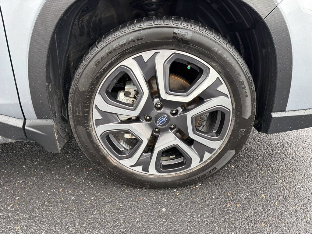 Certified 2023 Subaru Ascent Touring AWD/4WD image 11