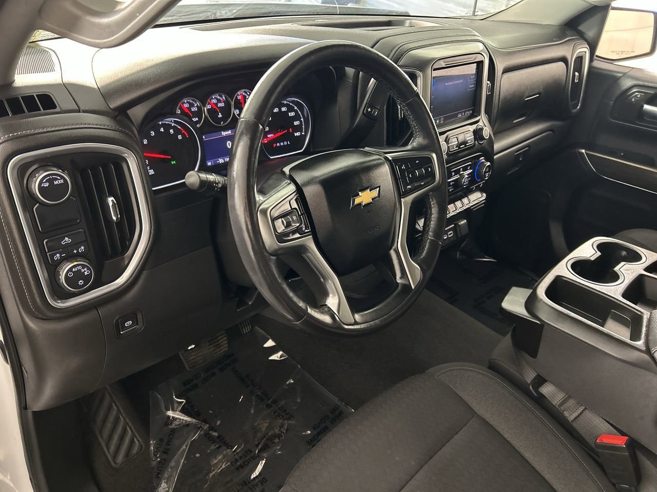 Used 2022 Chevrolet Silverado 1500 LT RWD image 12