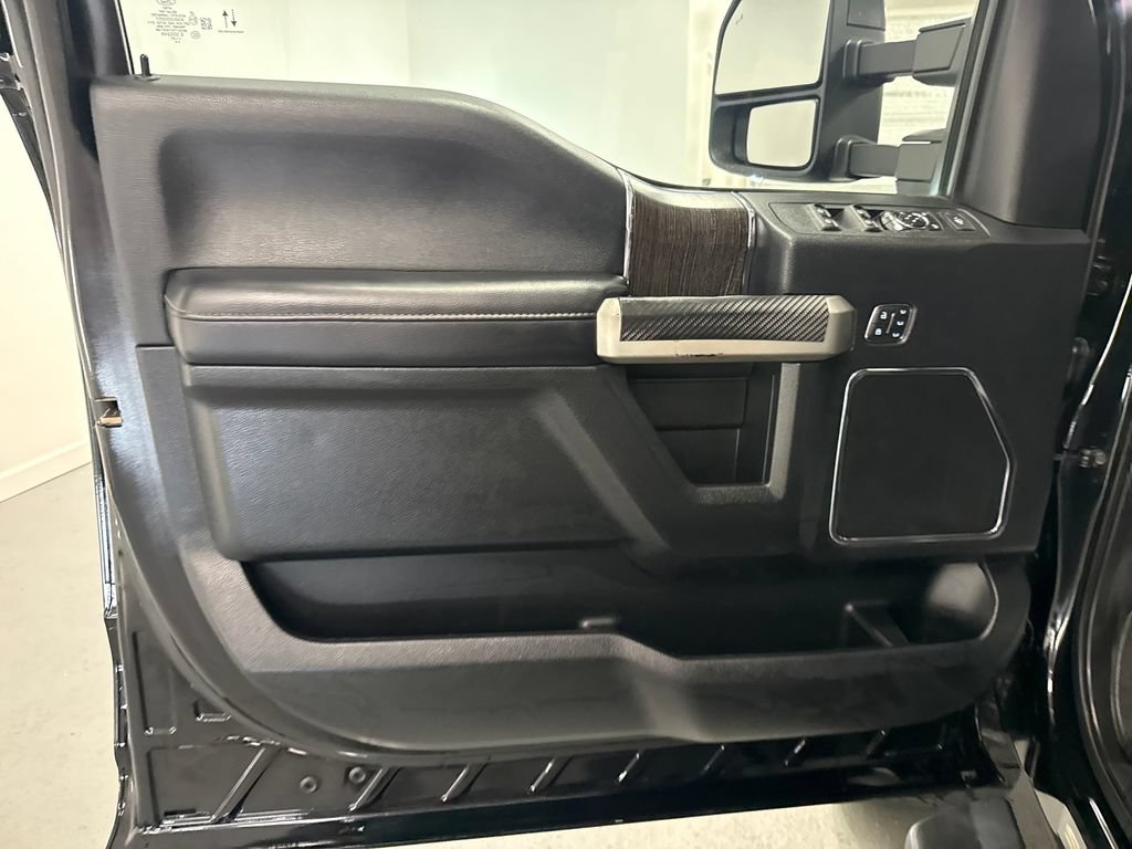 Used 2021 Ford F250 Lariat AWD/4WD image 12