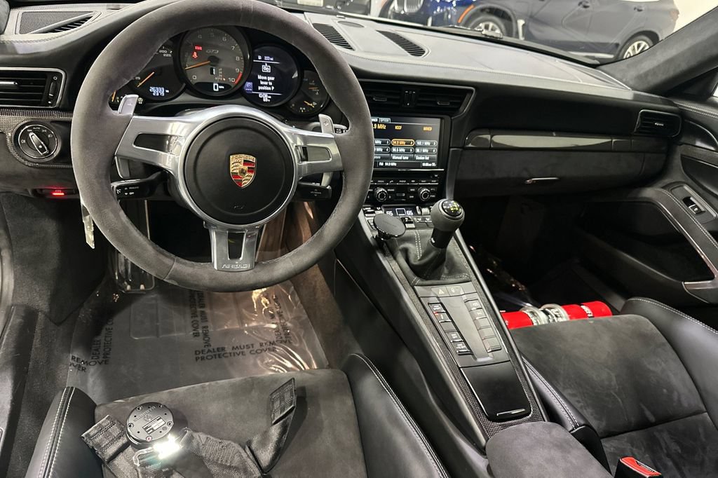 Used 2015 Porsche 911 GT3 RWD image 14