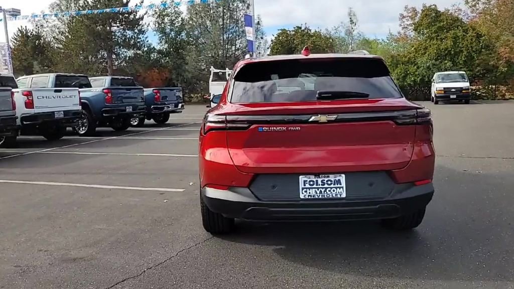 New 2026 Chevrolet Equinox EV LT image 7