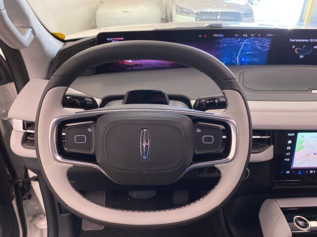 New 2026 Lincoln Navigator L Black Label AWD/4WD image 23