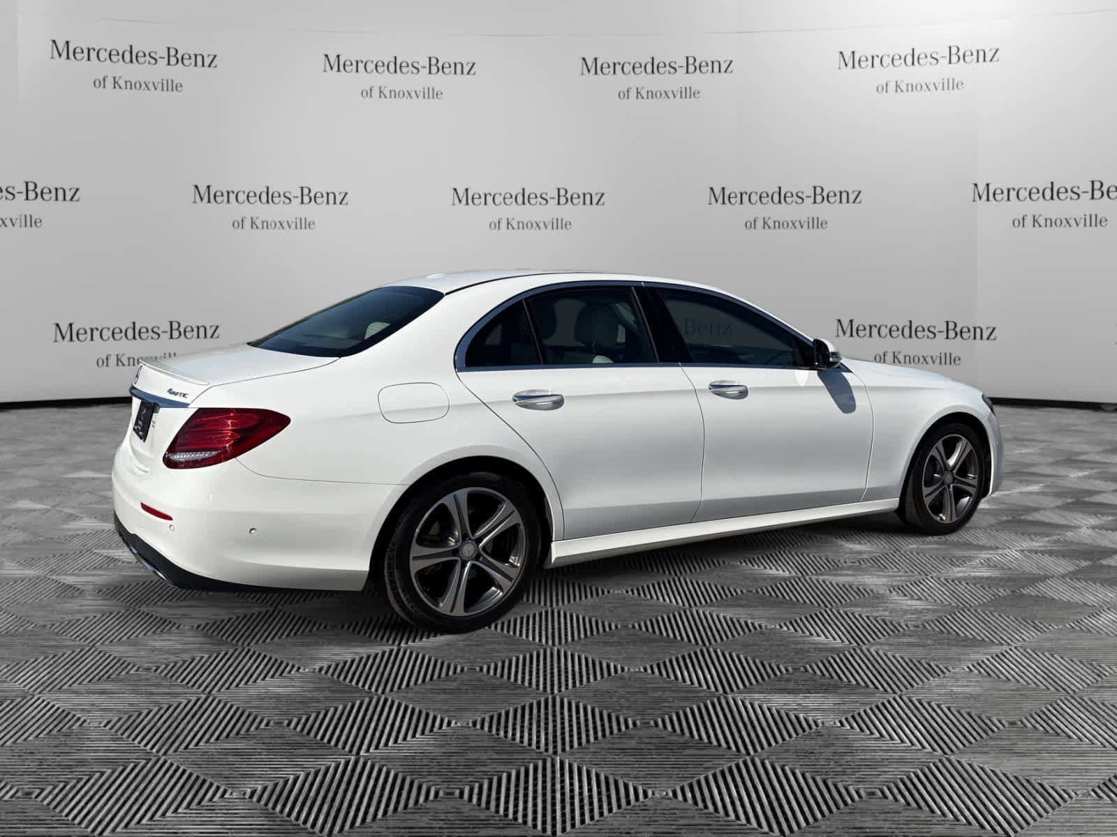 Certified 2017 Mercedes-Benz E 300 4MATIC image 5