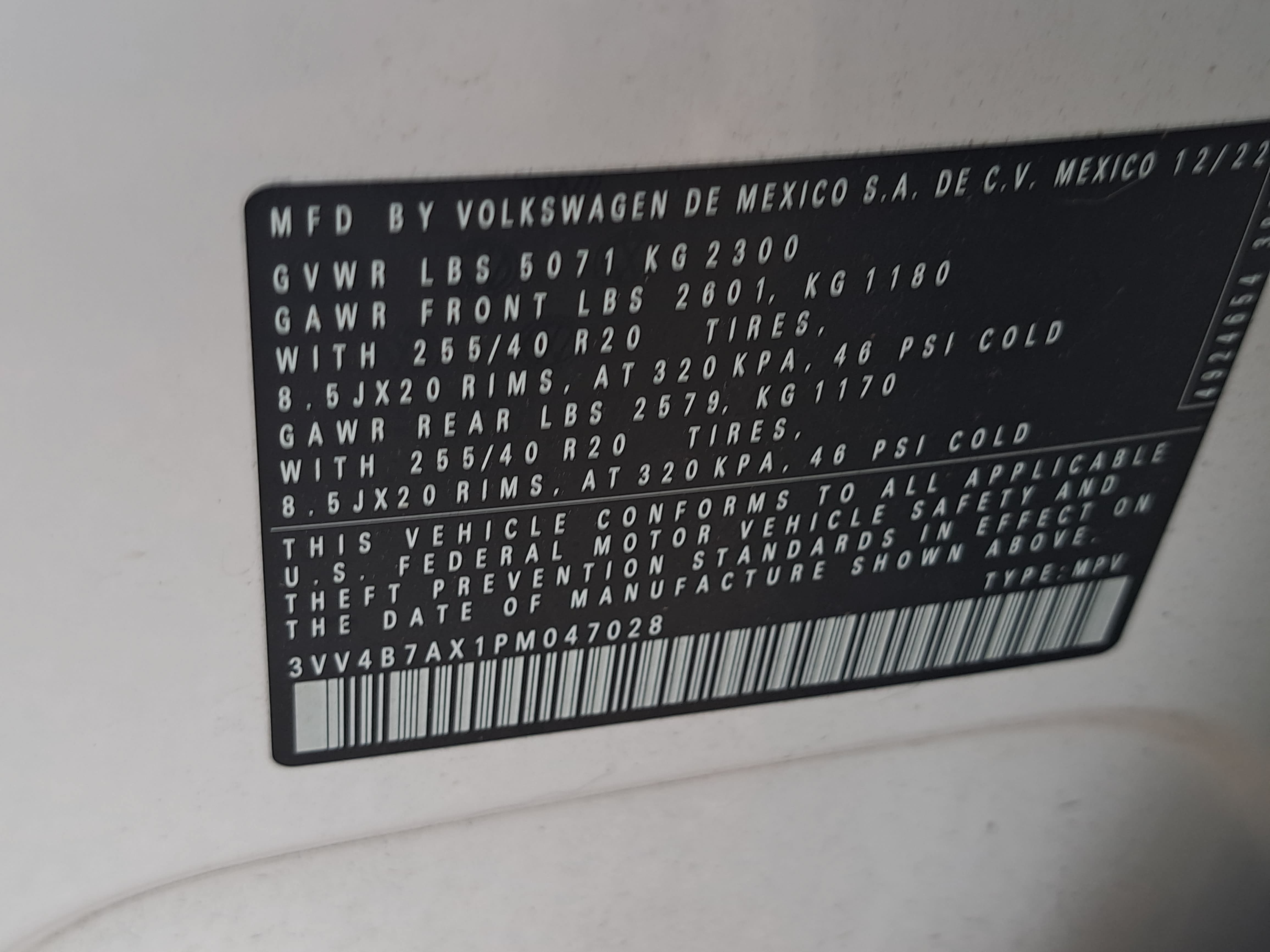 Certified 2023 Volkswagen Tiguan SEL R-Line AWD/4WD image 37