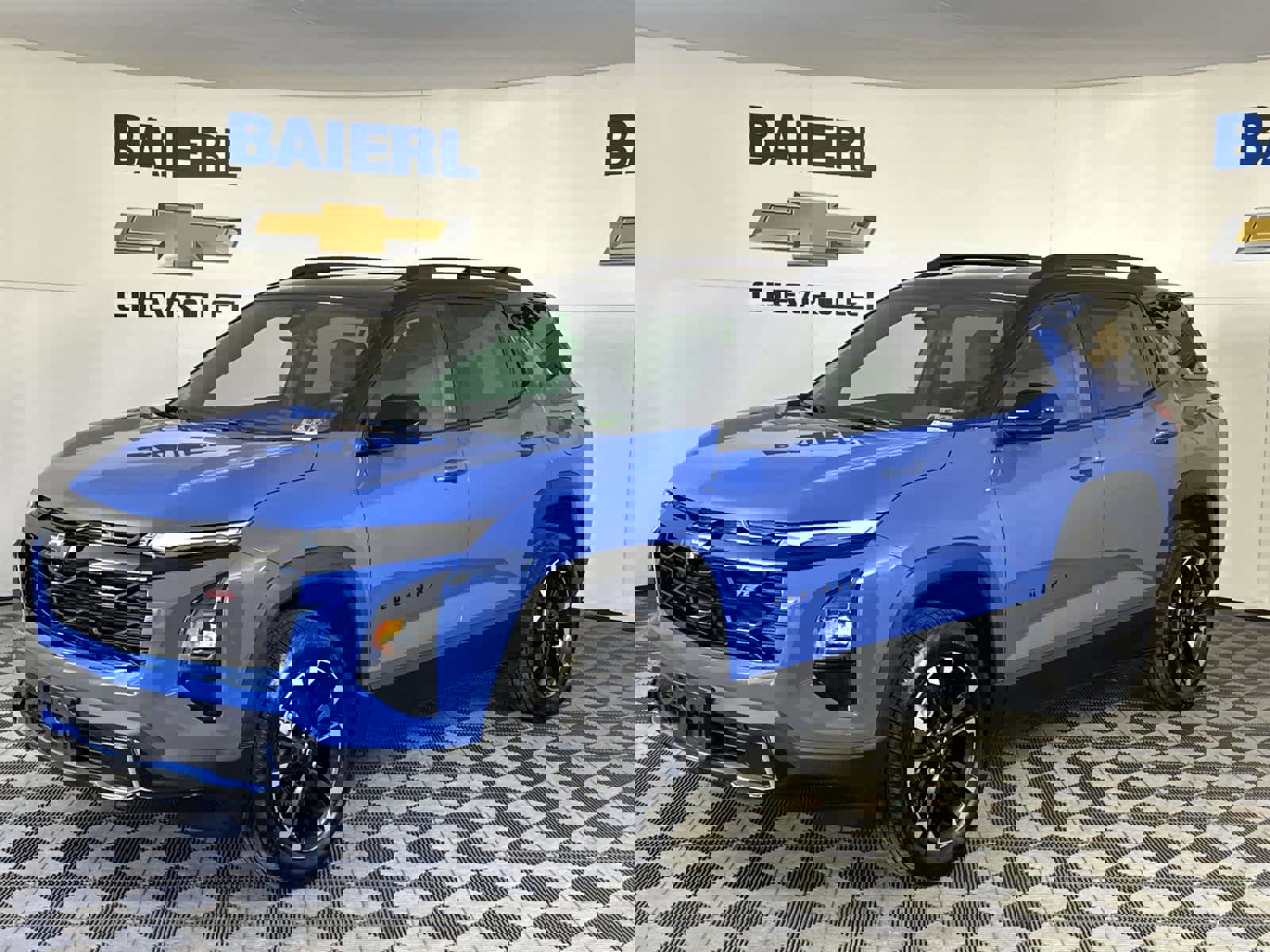 Used 2025 Chevrolet Equinox RS image 1