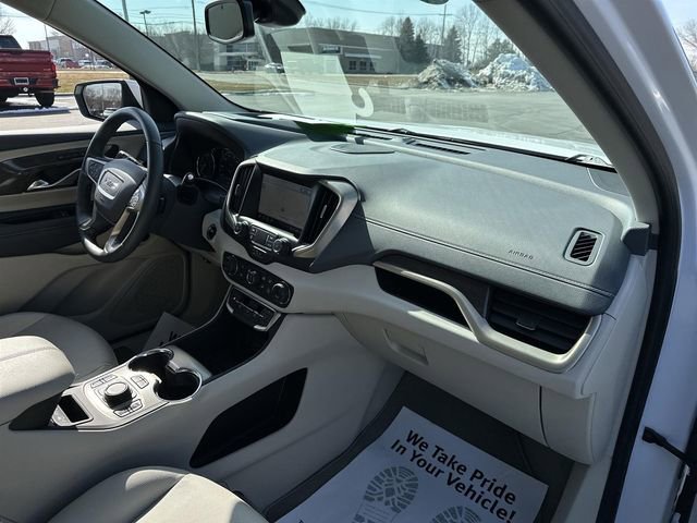 Used 2024 GMC Terrain Denali w/ Denali Premium Package image 29