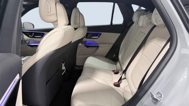 Used 2026 Mercedes-Benz GLC 300 4MATIC image 7