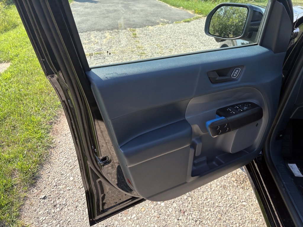 New 2025 Ford Maverick Lobo image 19