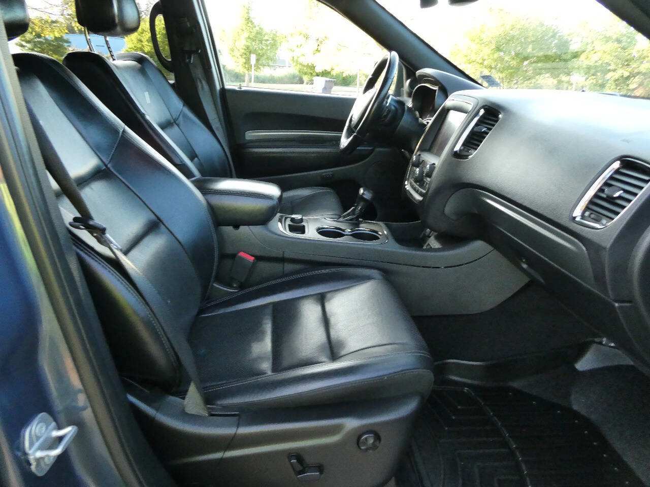 Used 2020 Dodge Durango R/T w/ Blacktop Package AWD/4WD image 29