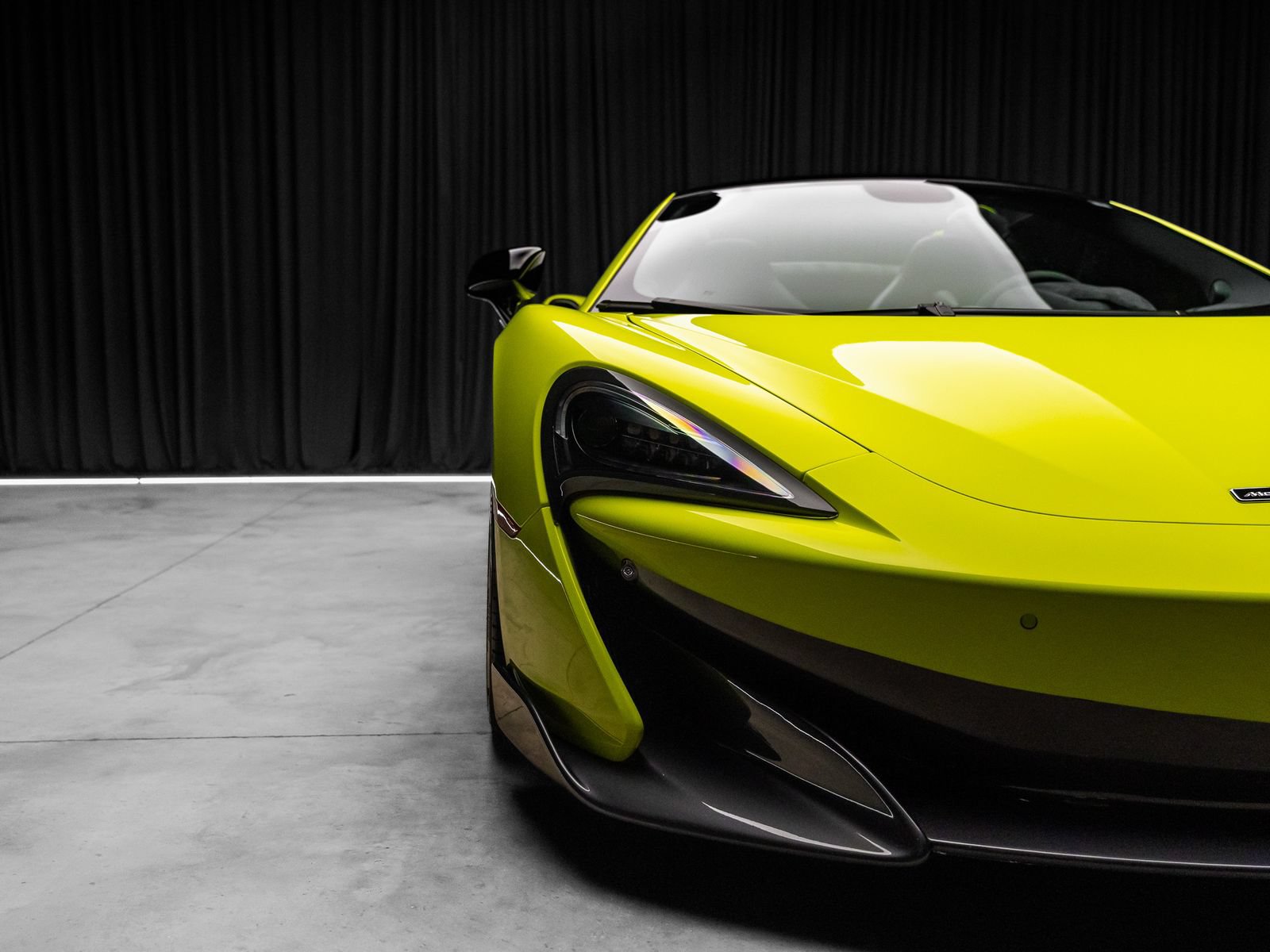 Used 2020 McLaren 600LT Spider RWD image 21
