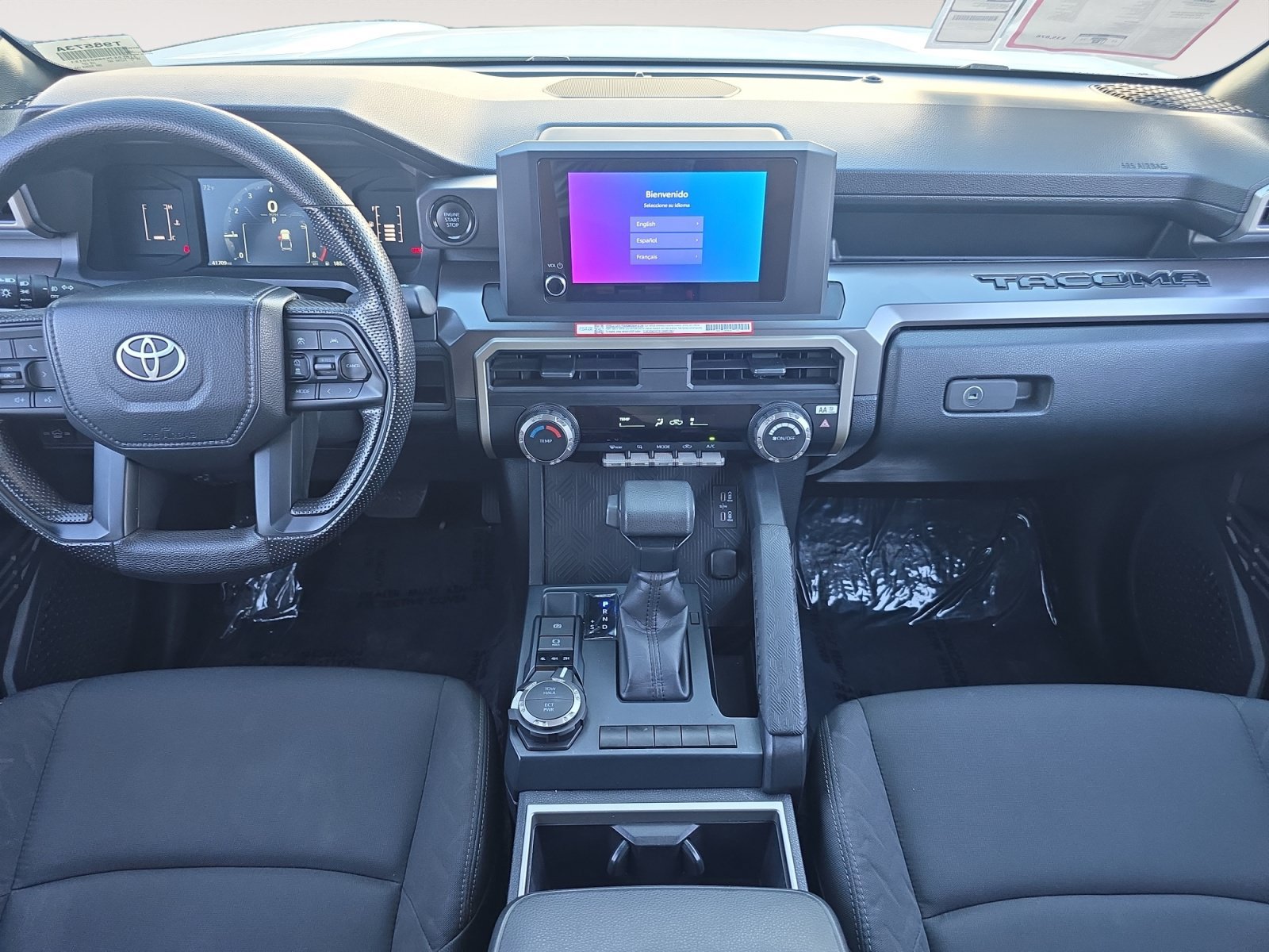 Certified 2025 Toyota Tacoma SR5 AWD/4WD image 10