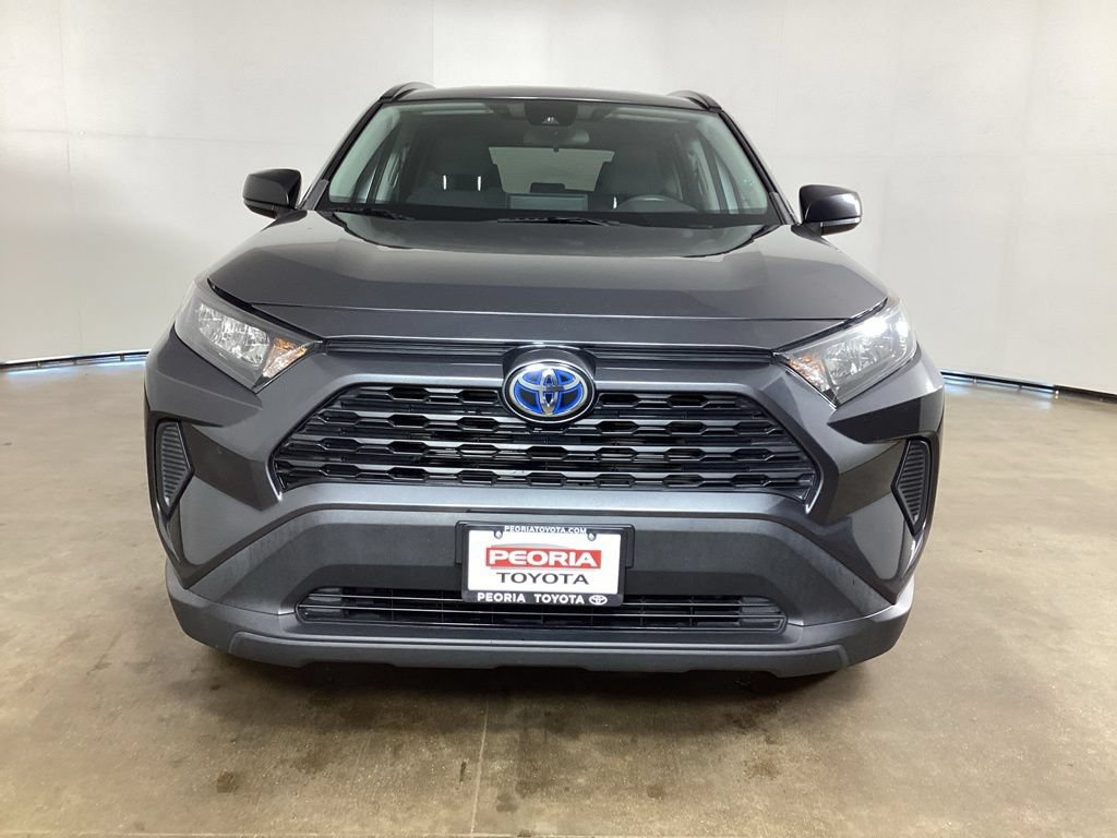Used 2021 Toyota RAV4 LE AWD/4WD image 3