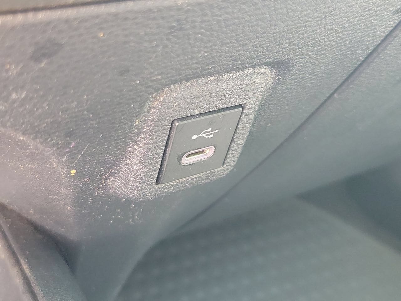 Used 2024 Toyota Corolla LE FWD image 28