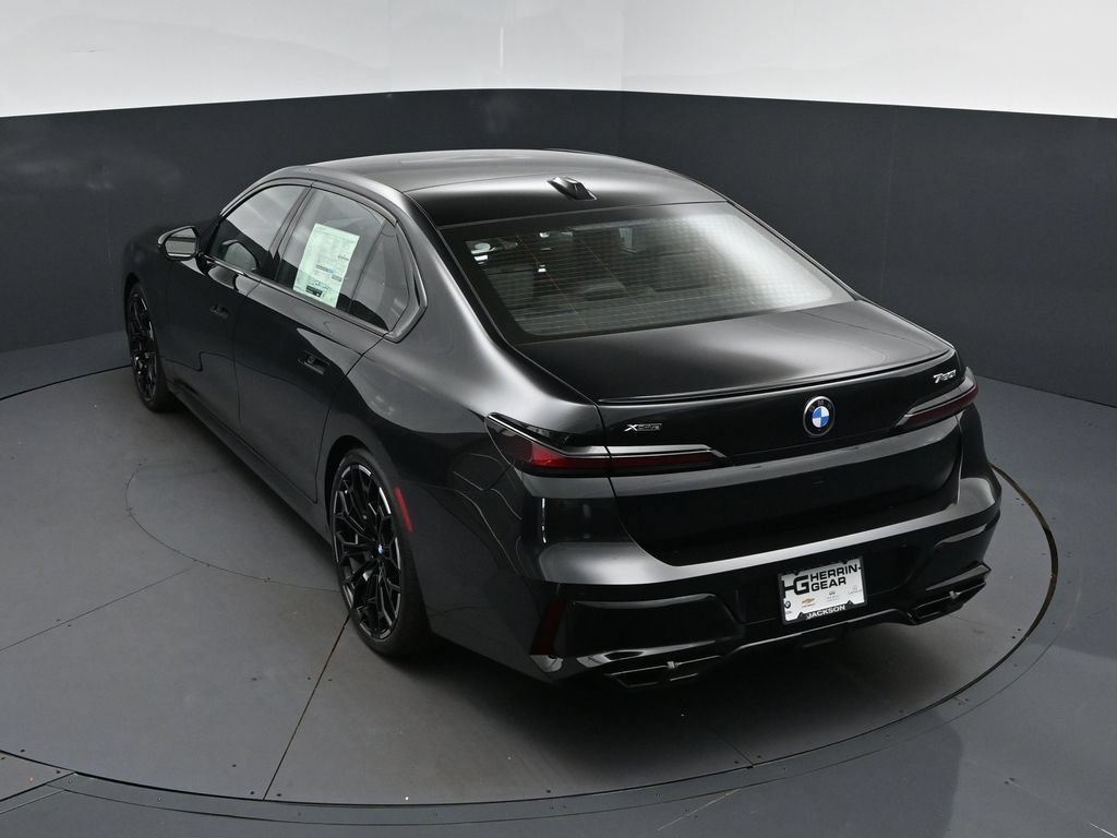 New 2026 BMW 760i xDrive w/ Executive Package AWD/4WD image 33
