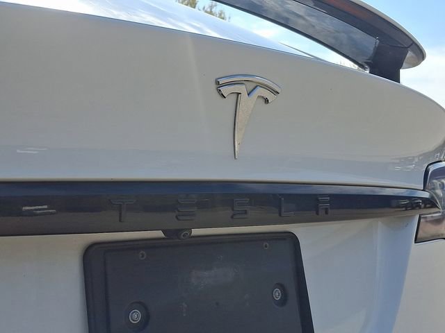 Used 2022 Tesla Model X image 35